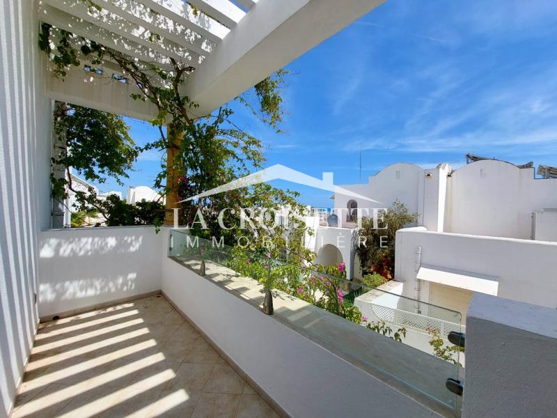 Villa S+3 vue sur mer à Gammarth